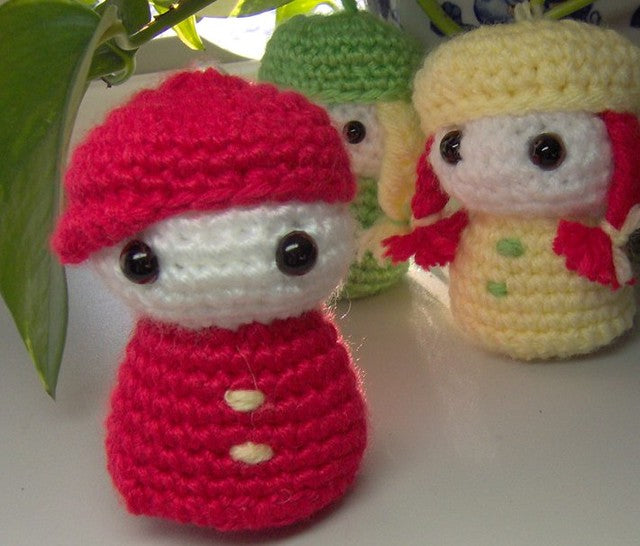 Free Crochet Pattern - The Ogilvies Amigurumi Dolls