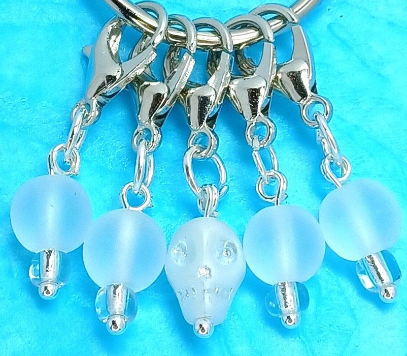 Charm - Glass Skull Frosted White