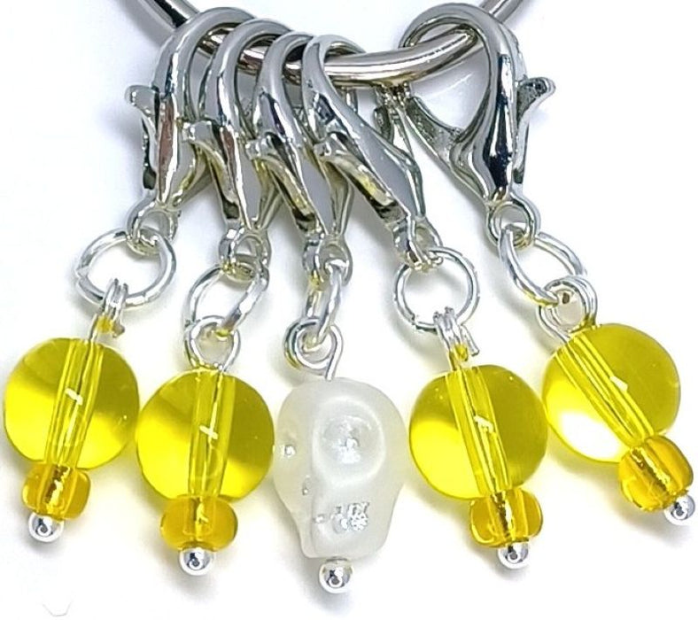 Charm - Glass Skull Yellow
